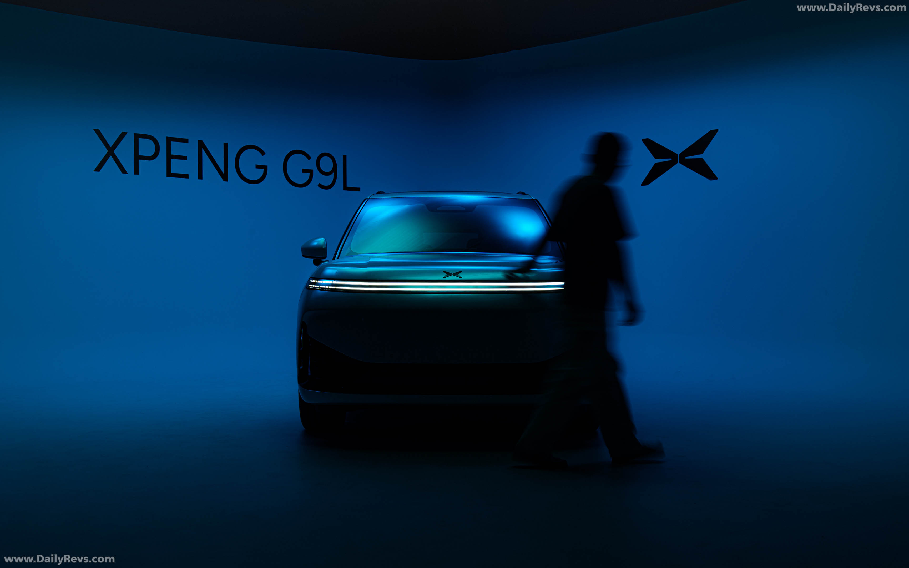 2027 Xpeng Motors G9L Front View